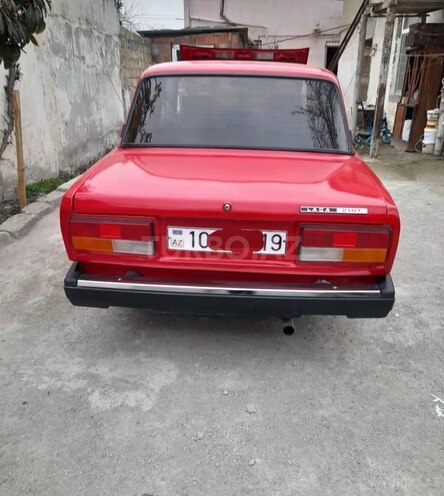 LADA (VAZ) 2107-2