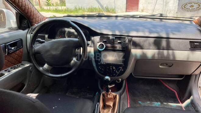 Daewoo Gentra-6