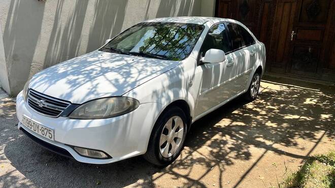Daewoo Gentra-2
