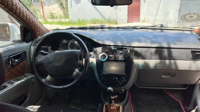 Daewoo Gentra-9