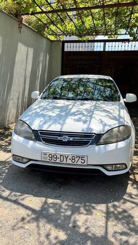 Daewoo Gentra-1