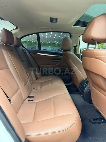 BMW 520d-6