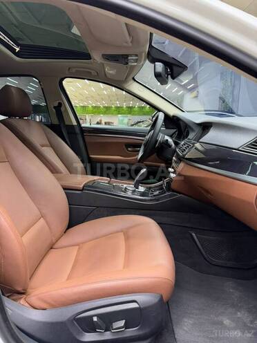 BMW 520d-8