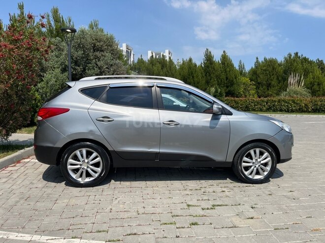 Hyundai ix35-4