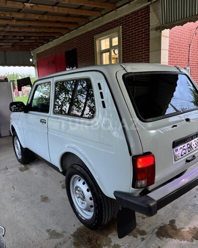 LADA (VAZ) Niva-4