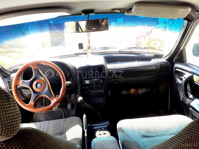 GAZ 3110 "Volga"-4