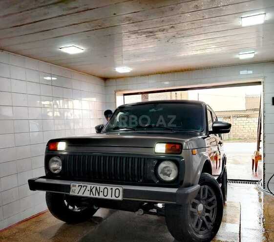 LADA (VAZ) Niva-2