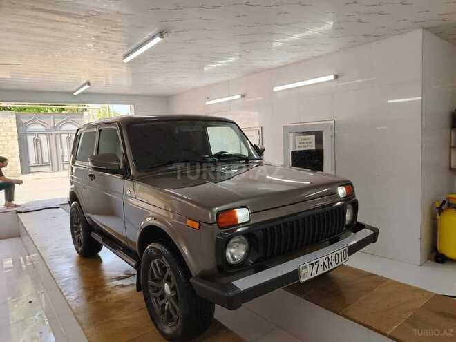 LADA (VAZ) Niva-12