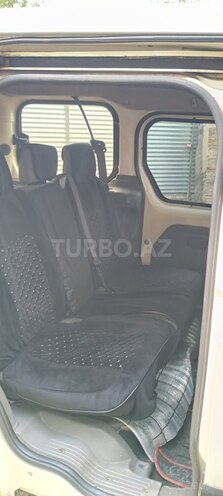 Ford Tourneo Connect-7