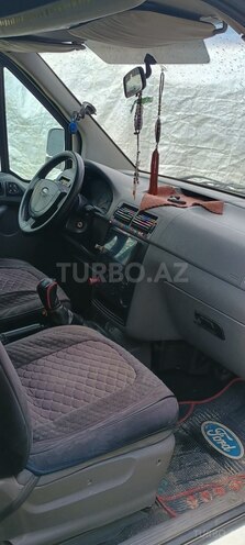 Ford Tourneo Connect-8