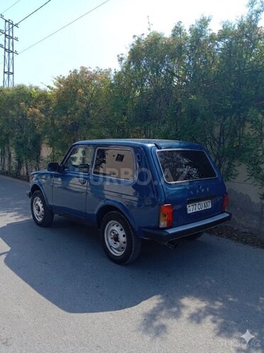 LADA (VAZ) Niva-2