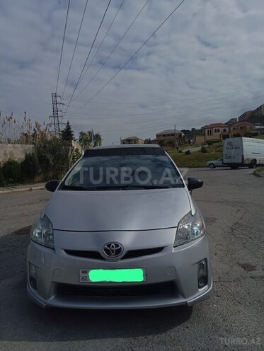 Toyota Prius-1