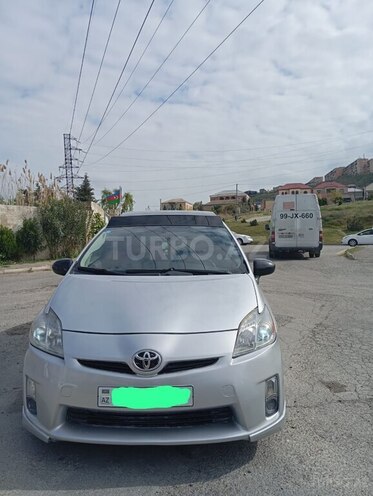 Toyota Prius-11