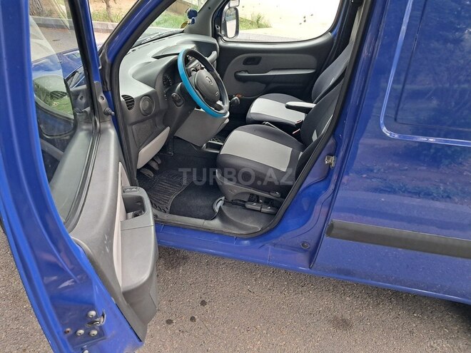 Fiat Doblo-4