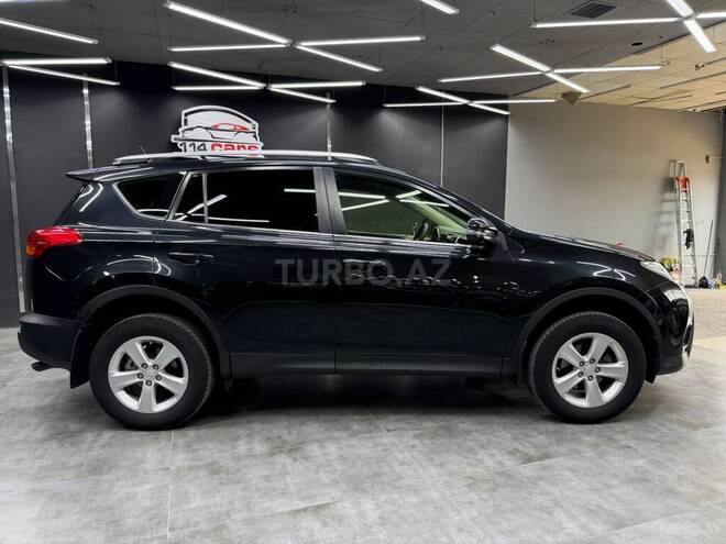Toyota RAV4-2