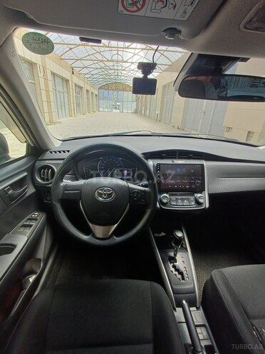 Toyota Corolla Fielder-7