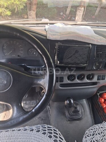 Ford Transit-3