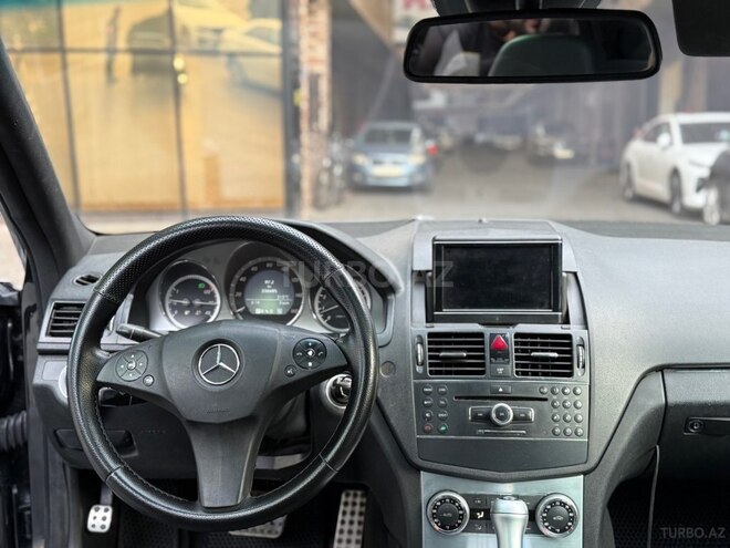 Mercedes C 300-10