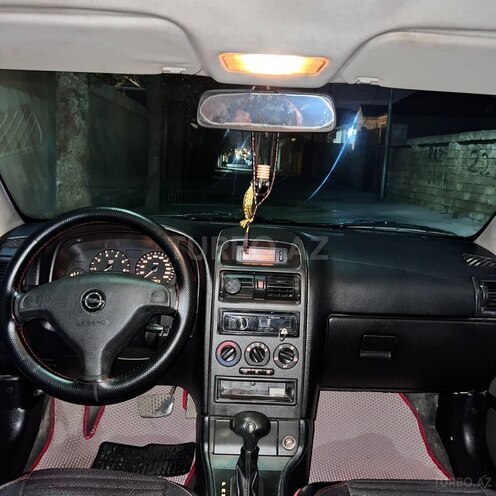 Opel Astra-8