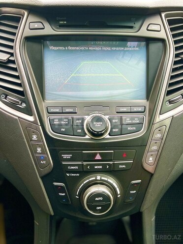 Hyundai Santa Fe-19
