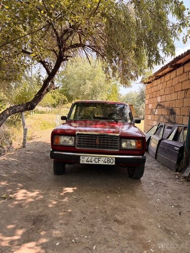LADA (VAZ) 2107-1