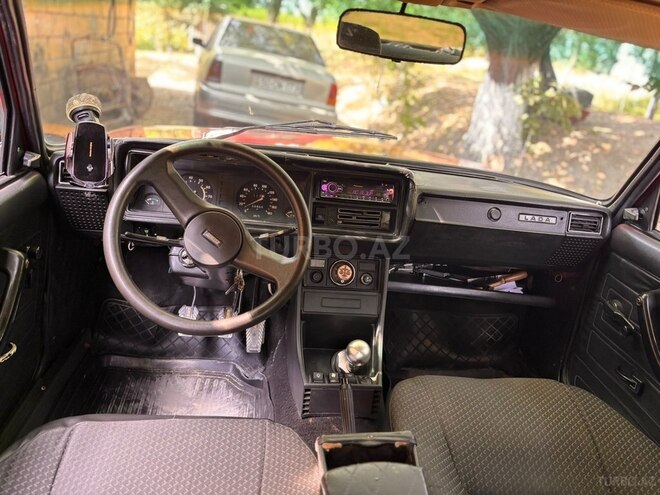 LADA (VAZ) 2107-5