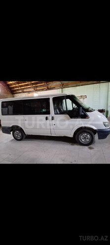 Ford Transit-6