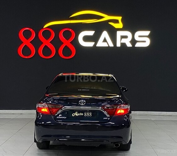 Toyota Camry-8