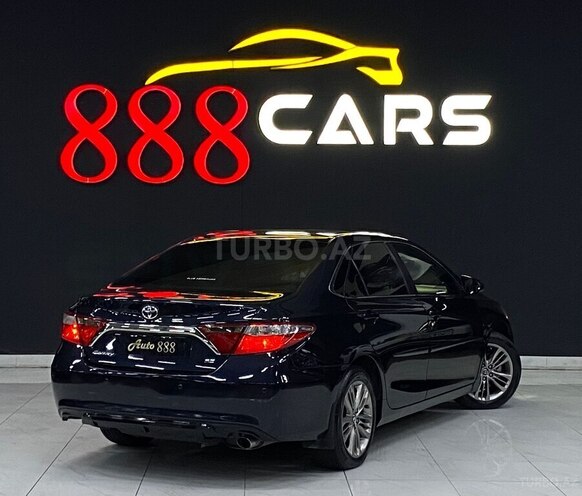 Toyota Camry-6