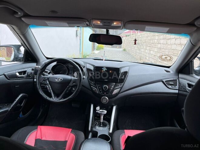 Hyundai Veloster-2