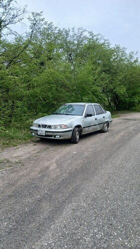 Daewoo Nexia-1