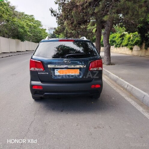 Kia Sorento-4