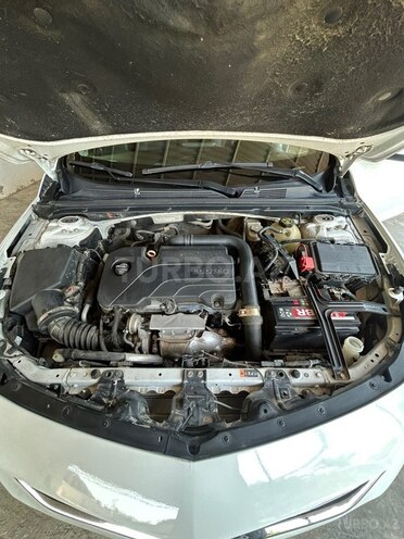 Chevrolet Malibu-9