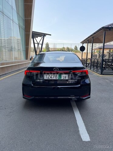 Toyota Corolla-4