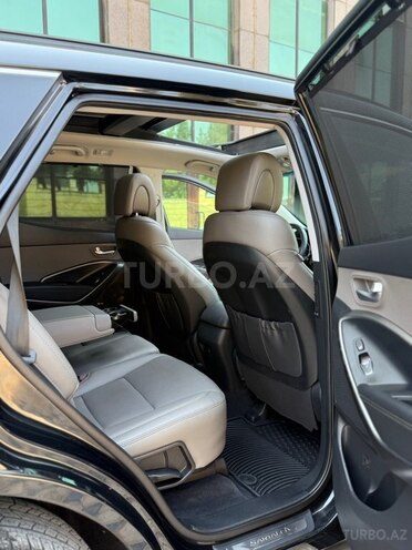 Hyundai Santa Fe-11