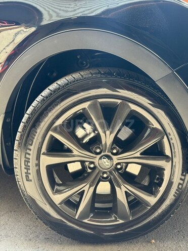Hyundai Santa Fe-18