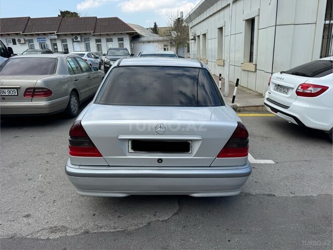 Mercedes C 200-5