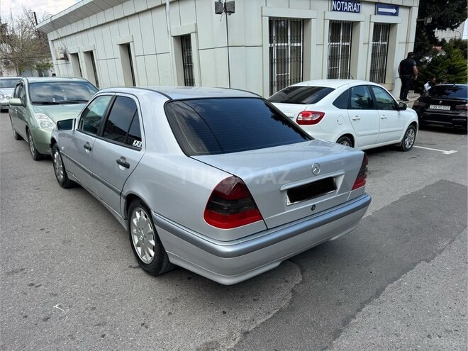 Mercedes C 200-4