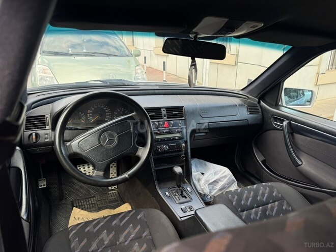 Mercedes C 200-6