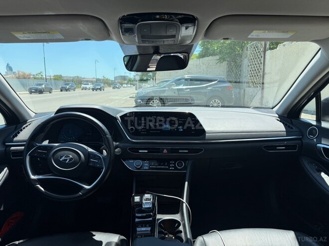 Hyundai Sonata-13