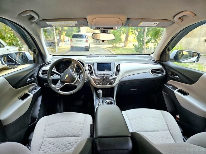 Chevrolet Equinox-5