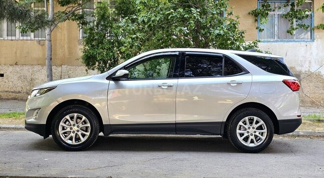Chevrolet Equinox-4