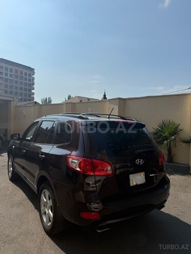 Hyundai Santa Fe-4