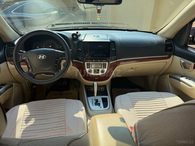 Hyundai Santa Fe-8