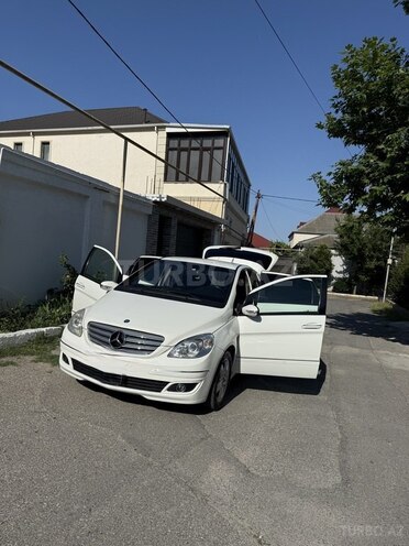 Mercedes B 170-3
