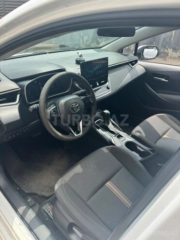 Toyota Corolla-6