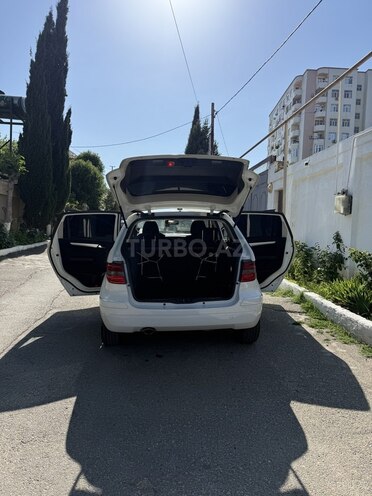 Mercedes B 170-14