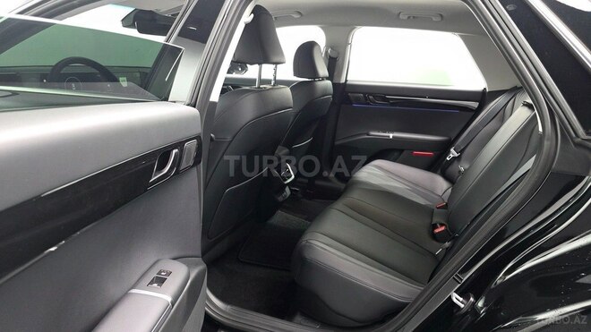 Hyundai Grandeur-7