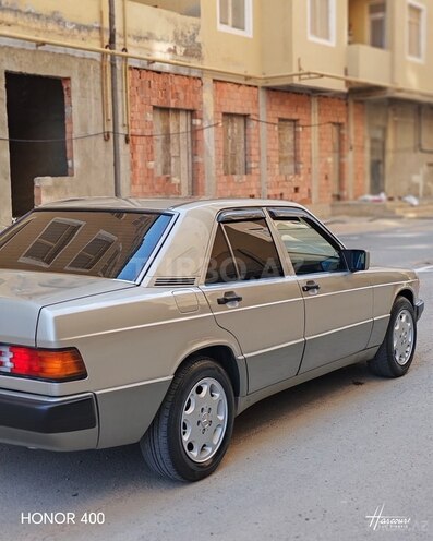 Mercedes 190-6