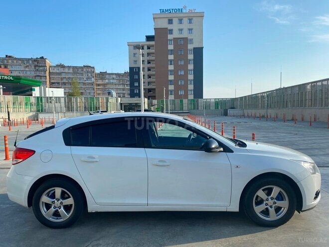 Chevrolet Cruze-2